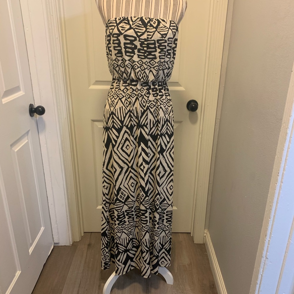 Black and Off White Tube Top Maxi Dress